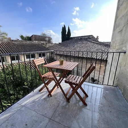 2 Plein Centre Apartment Libourne
